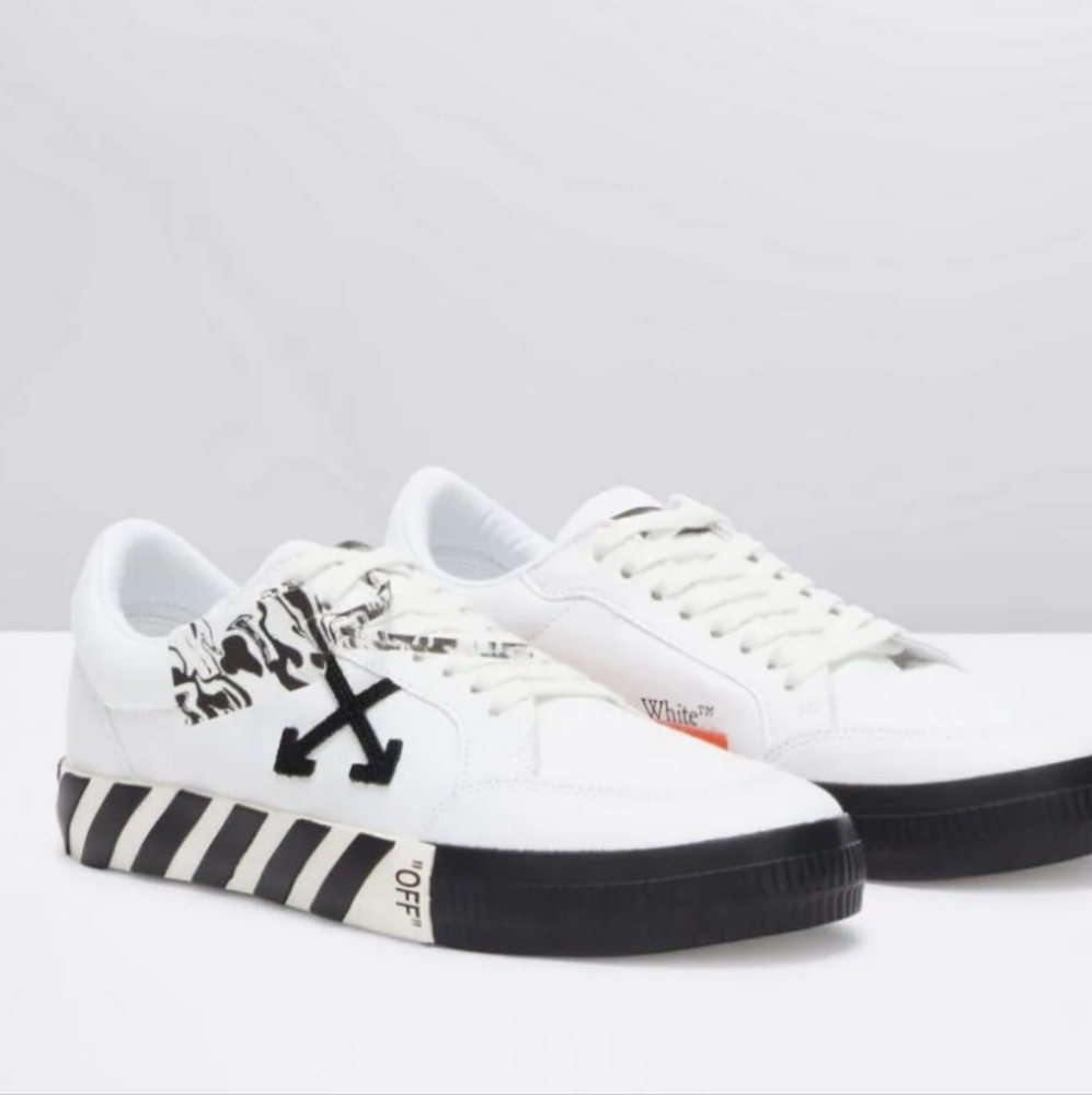 COPY THESE ARE STILL AVAILABLE-- Off white Low Vulcanized Sneakers